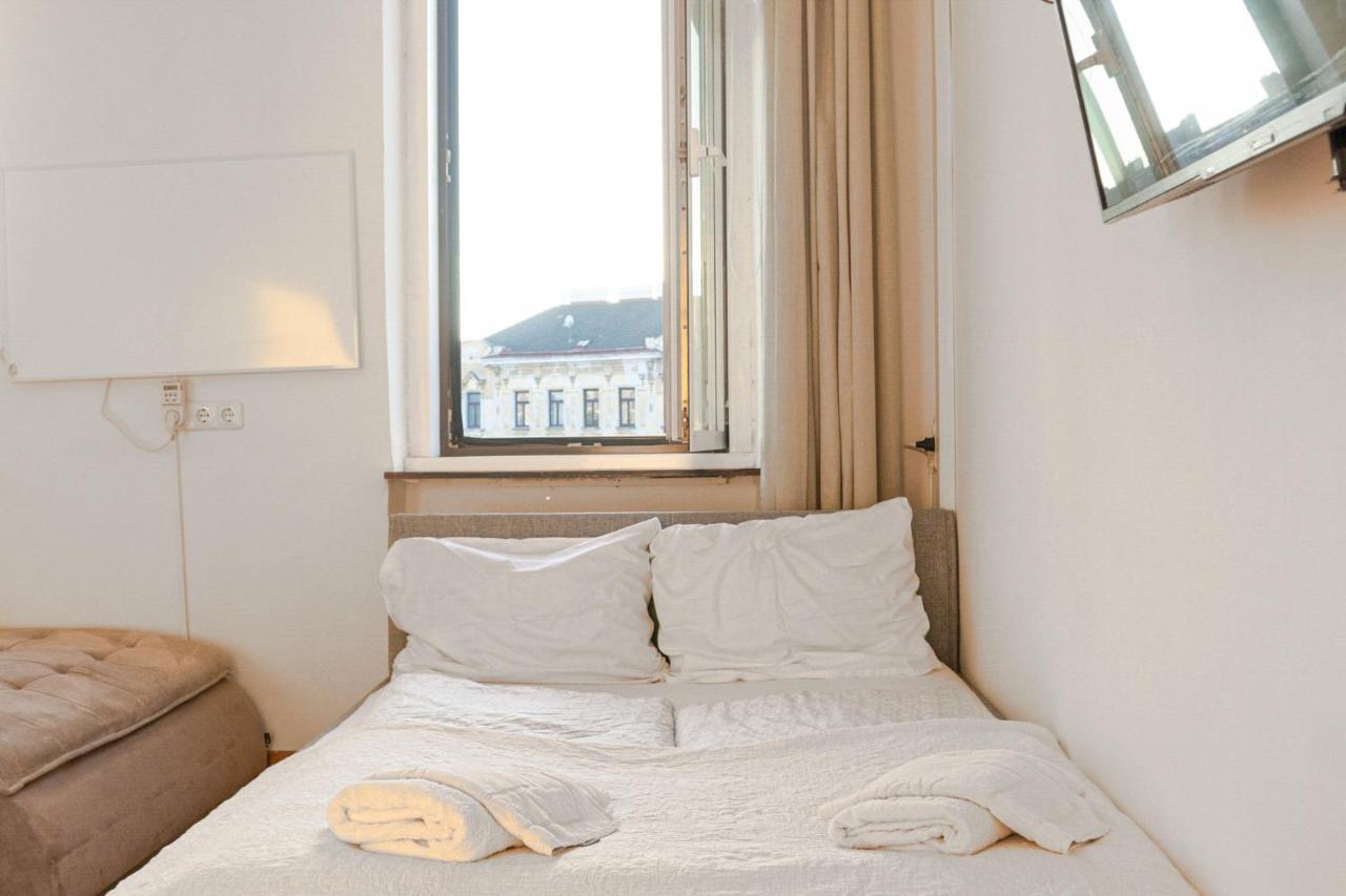 Joyful 2Br Shared Apt Near Millenium Tower & Danube River Wien Eksteriør bilde