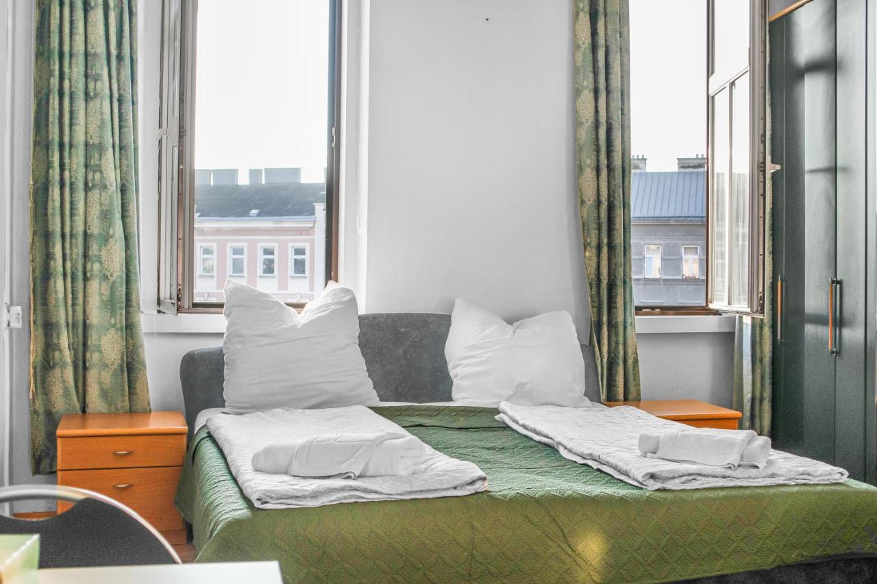 Joyful 2Br Shared Apt Near Millenium Tower & Danube River Wien Eksteriør bilde