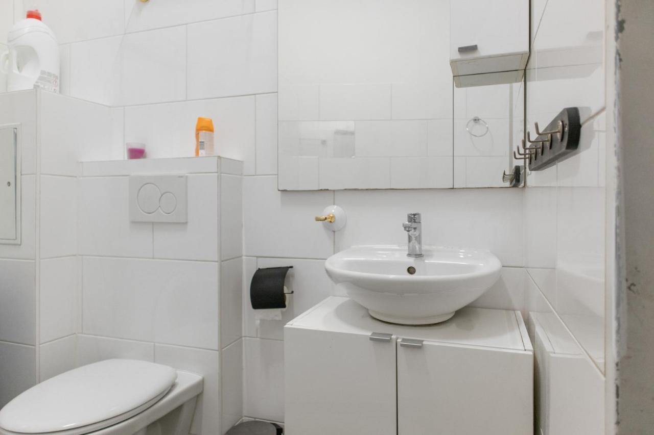Joyful 2Br Shared Apt Near Millenium Tower & Danube River Wien Eksteriør bilde