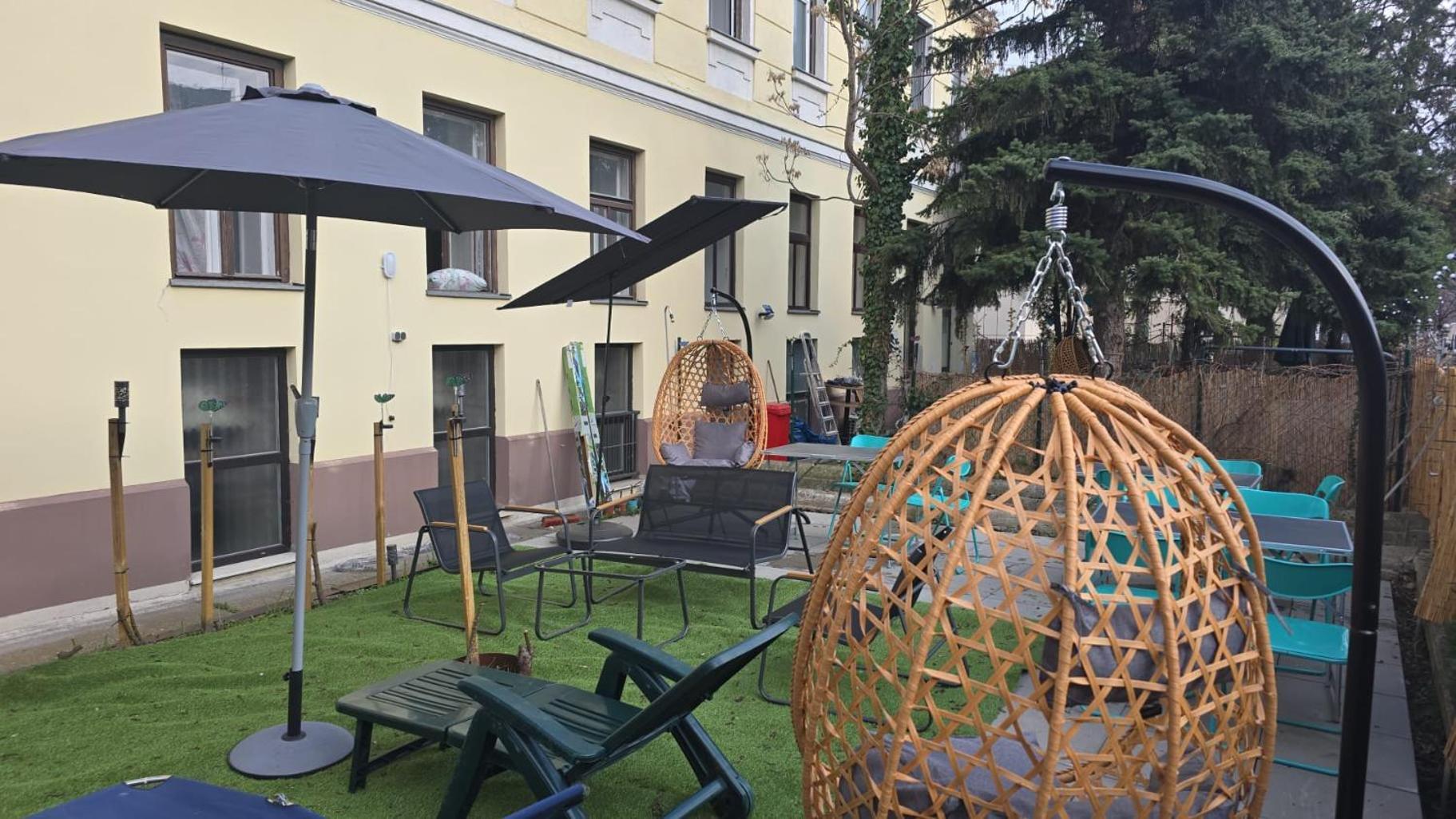 Joyful 2Br Shared Apt Near Millenium Tower & Danube River Wien Eksteriør bilde